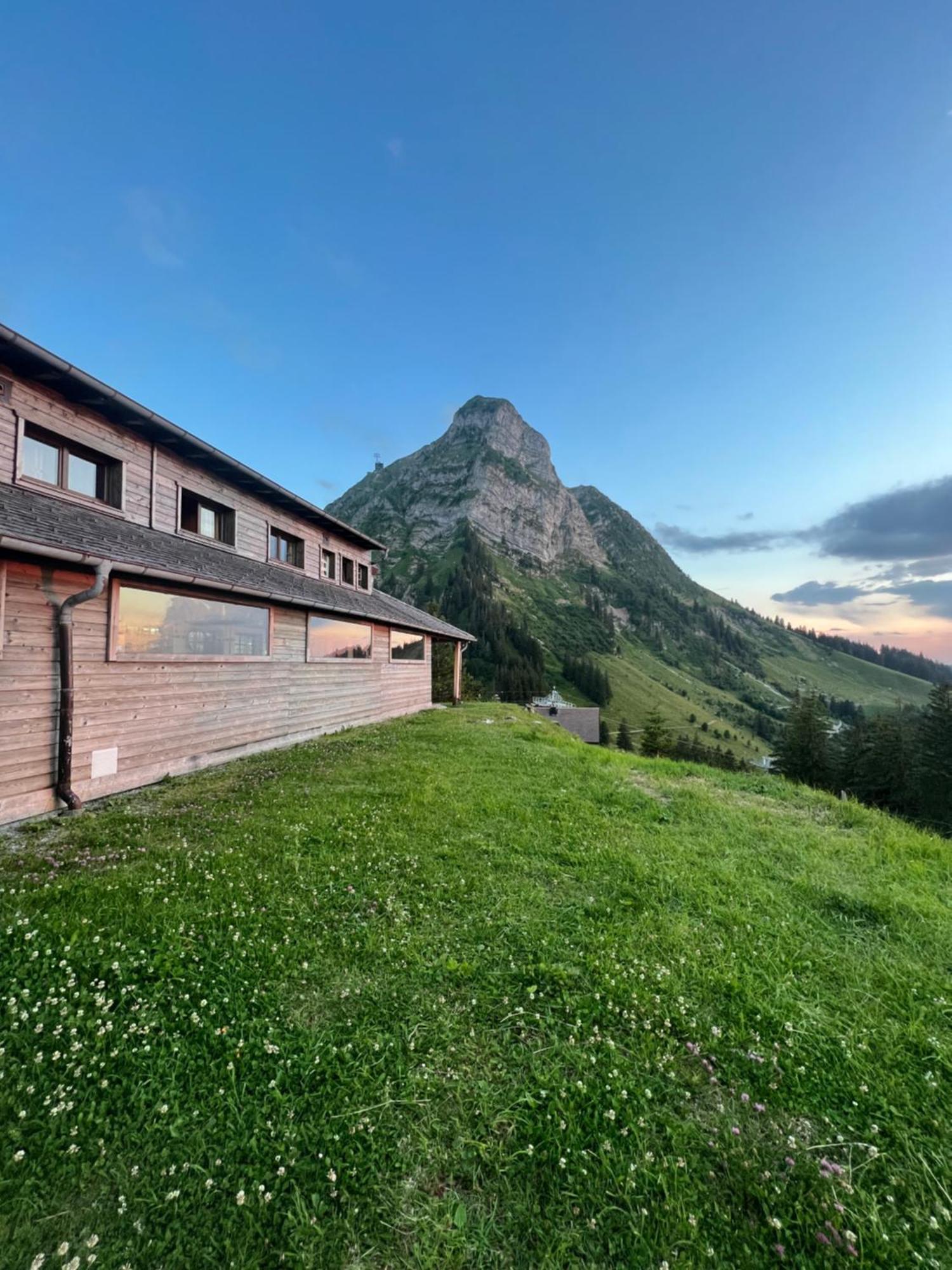 Refuge De Plan-Francey Hotel Moleson Exterior foto