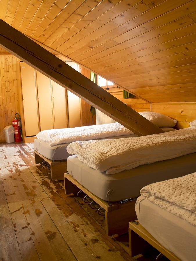 Refuge De Plan-Francey Hotel Moleson Exterior foto